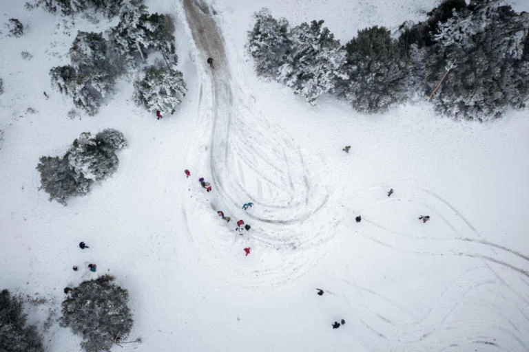 Μαγικό βίντεο από την επέλαση της «Σοφίας» – Η χώρα στα λευκά!
